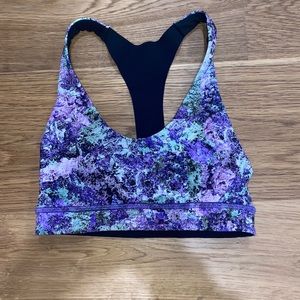 lululemon sports bra